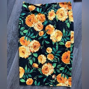 NY & Co floral pencil skirt Sz 0